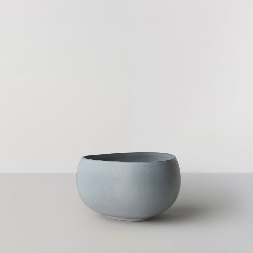 Ro Collection Bowl no. 9, grå - Ø23xH13 - Skål fra Ro Collection